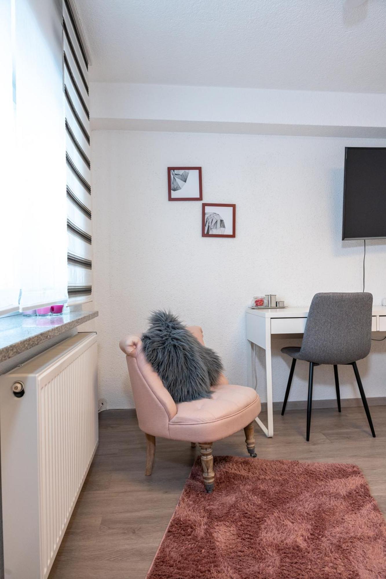 Modern House With Pool - 3 Bedrooms 2 Bathrooms Memmingen Exteriör bild